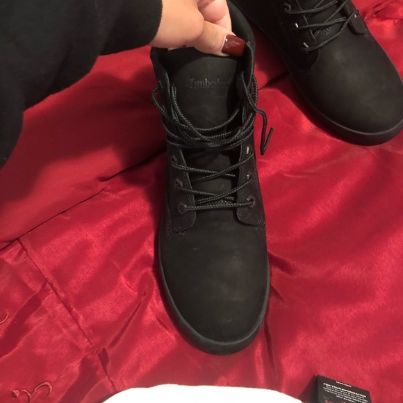 Female Timberlands - Picture 8 of 8